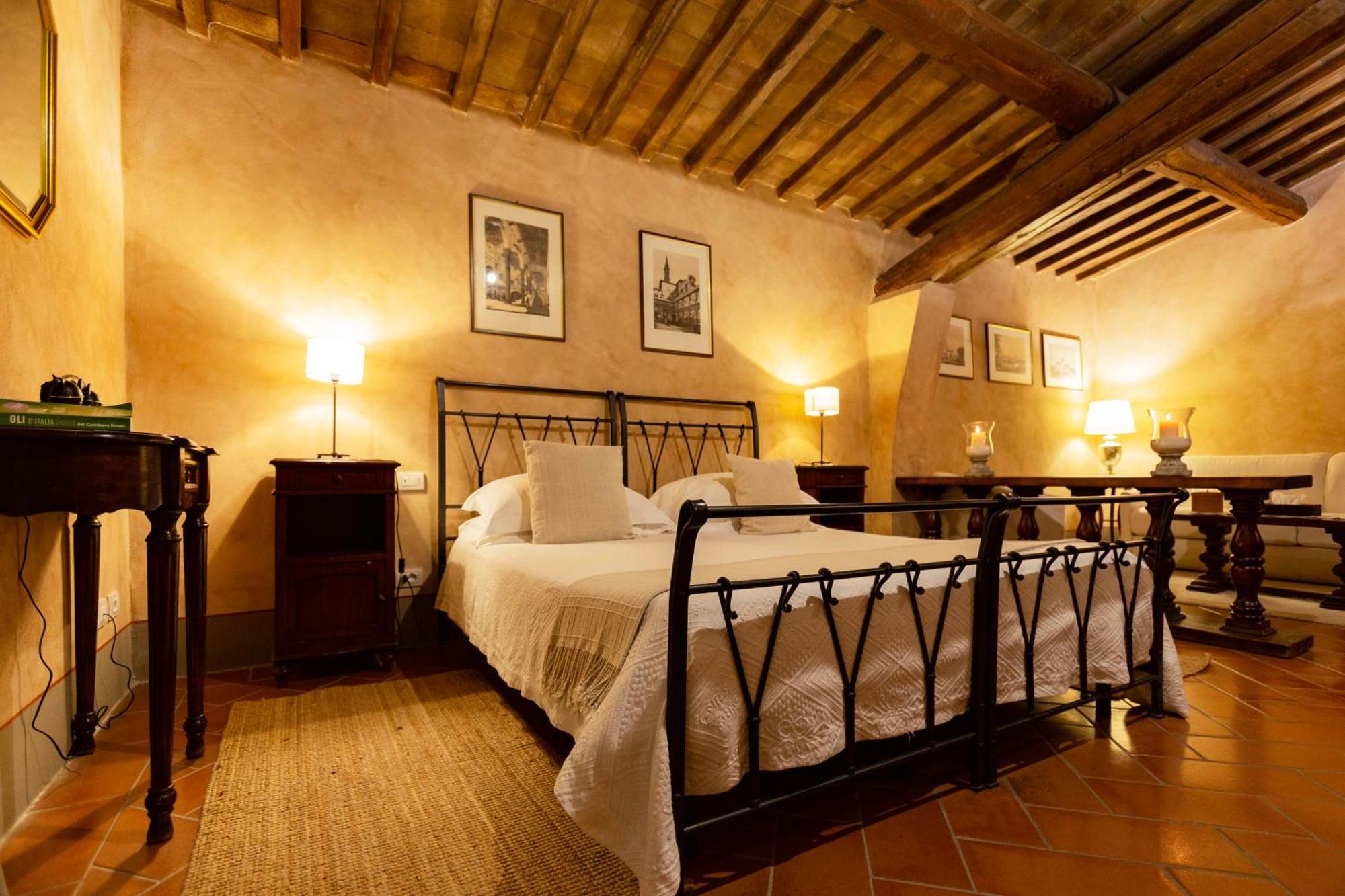 Agriturismo Fattoria Lavacchio بونتاسيفي الغرفة الصورة